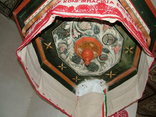 Farnas_szoszekkorona_belso_festese