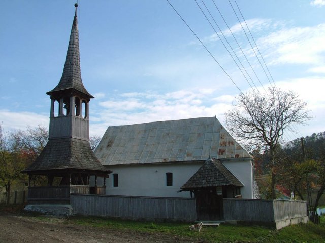 Kisfalud_kulso2